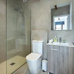 Owl Riba - Exclusive Holidays *