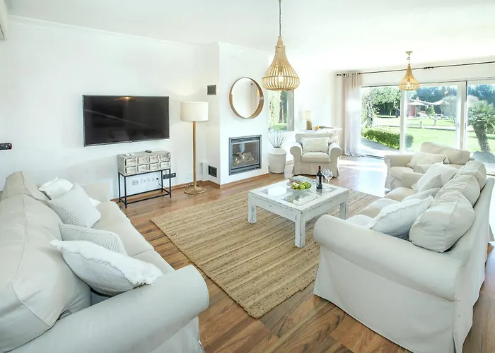 Villa Owl Riba - Exclusive Holidays